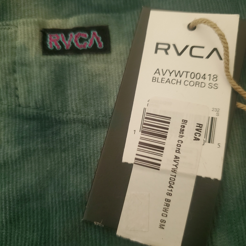 NWT RVCA button down shirt - Picture 3 of 3